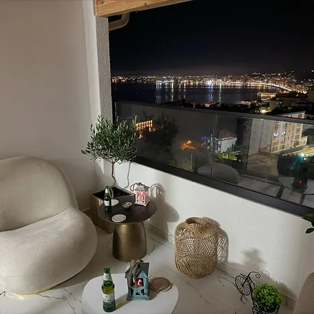 Luxury Sea View Appartamento *