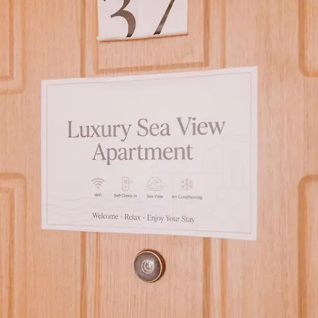 Luxury Sea View Apartamento *